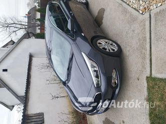 1.6 gdi limitált prémium, 5 ajtó, 6 fokozatú manuális / kézi váltó