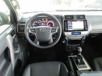 2.8 d4-d a/t 5 porte executive