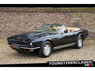 aston martin v8 volante 1982