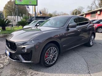 levante v6 diesel awd gransport edition grey racing '20 se