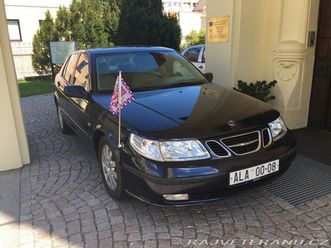 saab 9-5 z pražského hradu 2001