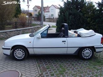 opel kadett 1.6i cabrio bertone