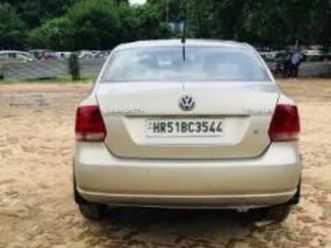 volkswagen vento 1.5 tdi comfortline 2015