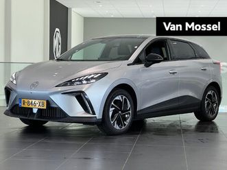 mg-4-long-range-luxury-64-kwh