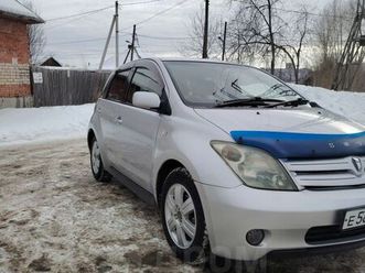 продажа toyota ist, 2002 год в томске