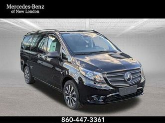new 2023 mercedes-benz metris base