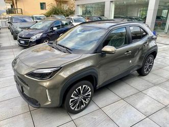 yaris cross yaris cross 1.5 hybrid 5p. e-cvt lounge