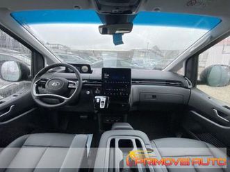 staria staria 2.2 at 2wd 7 posti luxury