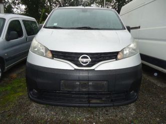 nissan nv200 f.o.gps ,airco ,electr.spiegels en ruiten ,128 dkm ,1.5 d,eur5 ,5850 +(7080)