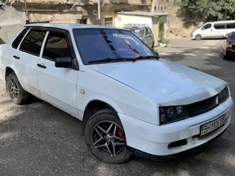 ваз / lada 21099 2000