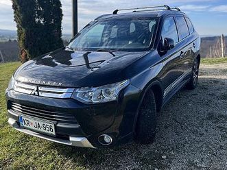 mitsubishi outlander 2.2 di-d 4wd autostop go intense 7 sed.