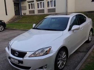 lexus is 220d najfull