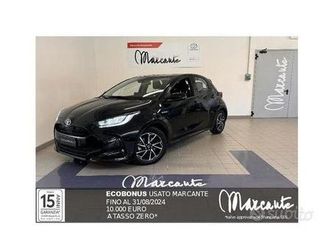 toyota yaris 1.5 hybrid 5 porte trend