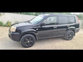 shitet nissan x-trail kamio automat