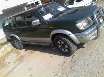 nissan navara -01