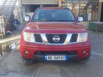 shitet nissan navara e vitit 2008