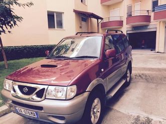 nissan terrano2 2.7 sedile lekure 7 vendesh