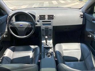 shitet volvo s40 2007 4x4 gjendje shum te mir 2.5 benzin