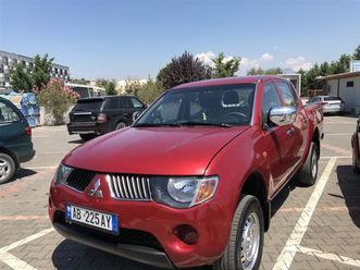 mitsubishi l 200 4x4 2009