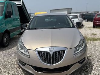 lancia delta 1.6 nafte