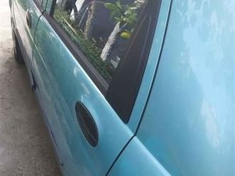 shitet makina, 900 euro i diskutueshëm.