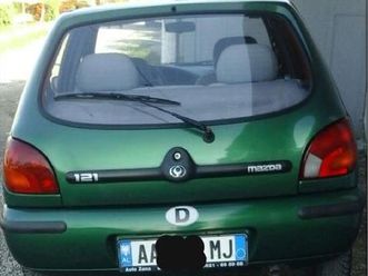 mazda 121 benzin -99