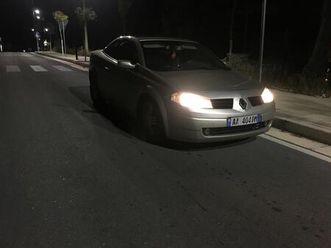 reno megane cabrio 3000€