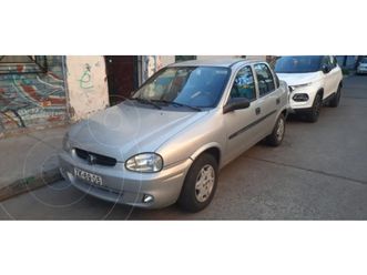 chevrolet corsa 1.6 pwr ac usado (2006) color gris precio $2.300.000