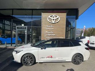 2,0 touring sports hybrid gr-s