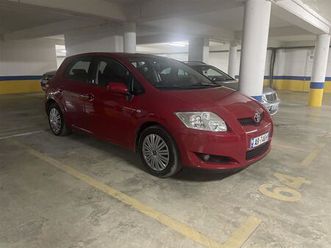 okazion !! shitet toyota auris 1.4 automat