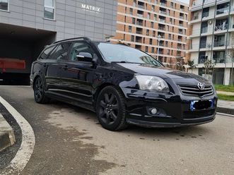 shitet toyota avensis 0695128211