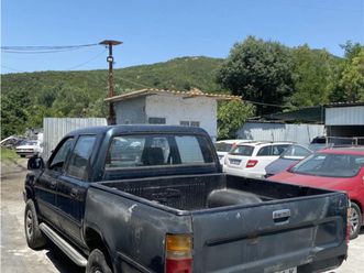 shitet toyota hilux me karroceri