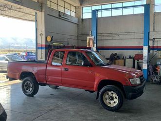toyota hilux 4•4
