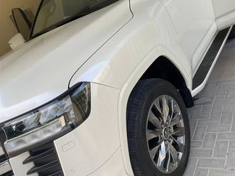 toyota land cruiser okazion cmimi 4.0 benzin 2022 modeli