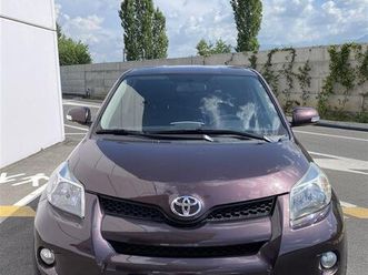 shitet toyota urban cruiser 4×4 (1.4 nafte)