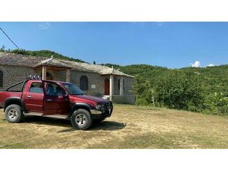 shitet toyota hilux 2.4 turbo