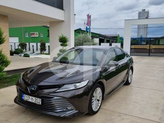 toyota camry hybrid 2.5