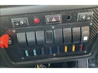 bmw m3 e30. 173,000 km 2.3 l petrol 5 speed manual