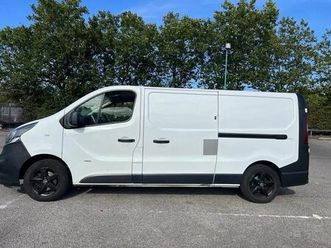 vauxhall vivaro - long base fugon -ne gjendje shume te mire!