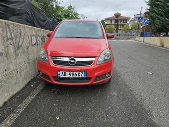 shitet opel zafira ne gjendje perfekte