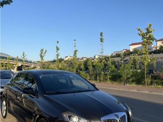 lancia delta okazion