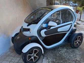 renault altro modello - 2012