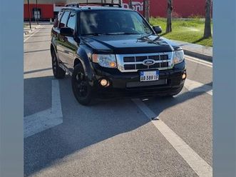 ford escape 2010