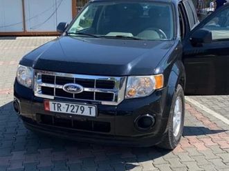 shitet makinë ford escape