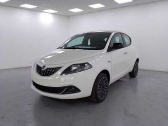 ypsilon 1.0 firefly hybrid gold s&s 70cv 5p.ti