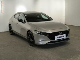 mazda 3 2.0i, 1.maj,čr, at, navi, led