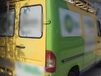 shitet furgoni sprinter 208d