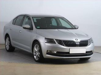 škoda octavia 2.0 tdi, serv.kniha, tempomat