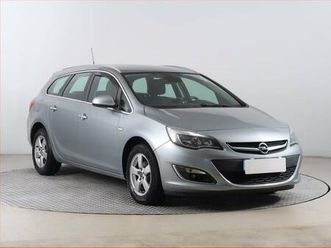 opel astra 1.4 t, serv.kniha, tempomat
