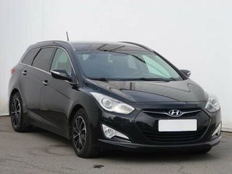 hyundai i40 1.7 crdi, automat, serv.kniha